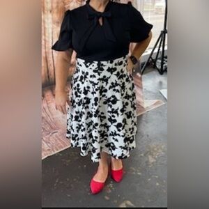 Chic Black and White Floral A-Line Dress